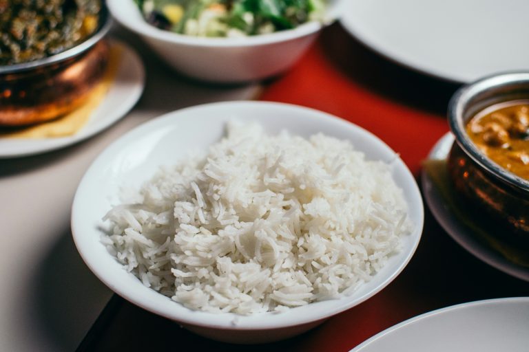 Plato de arroz blanco como fuente de carbohidratos para competición de CrossFit